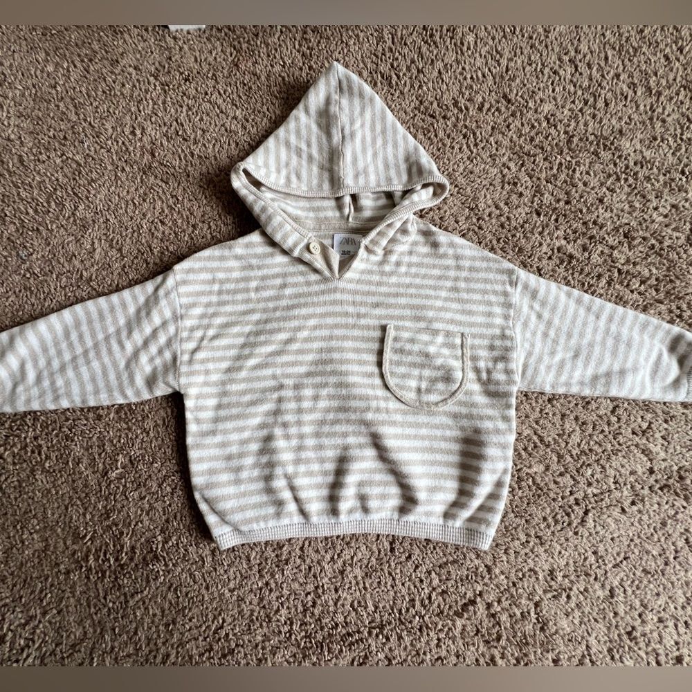 Zara Gray Stripped Hoddie Sweater size 18-24M